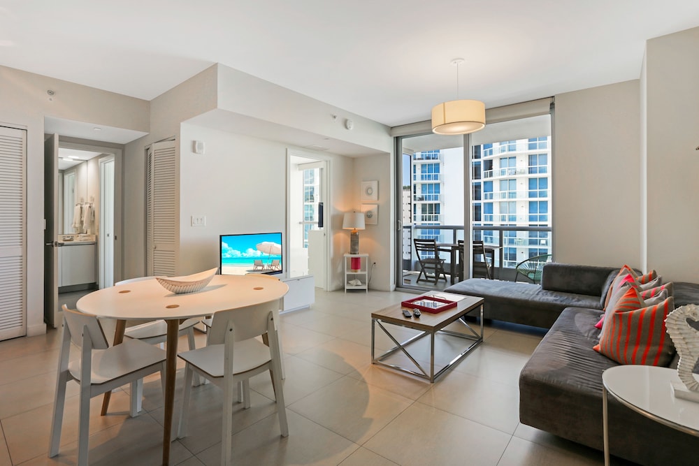 Miami Vacations Corporate Rentals - Monte Carlo 42/69
