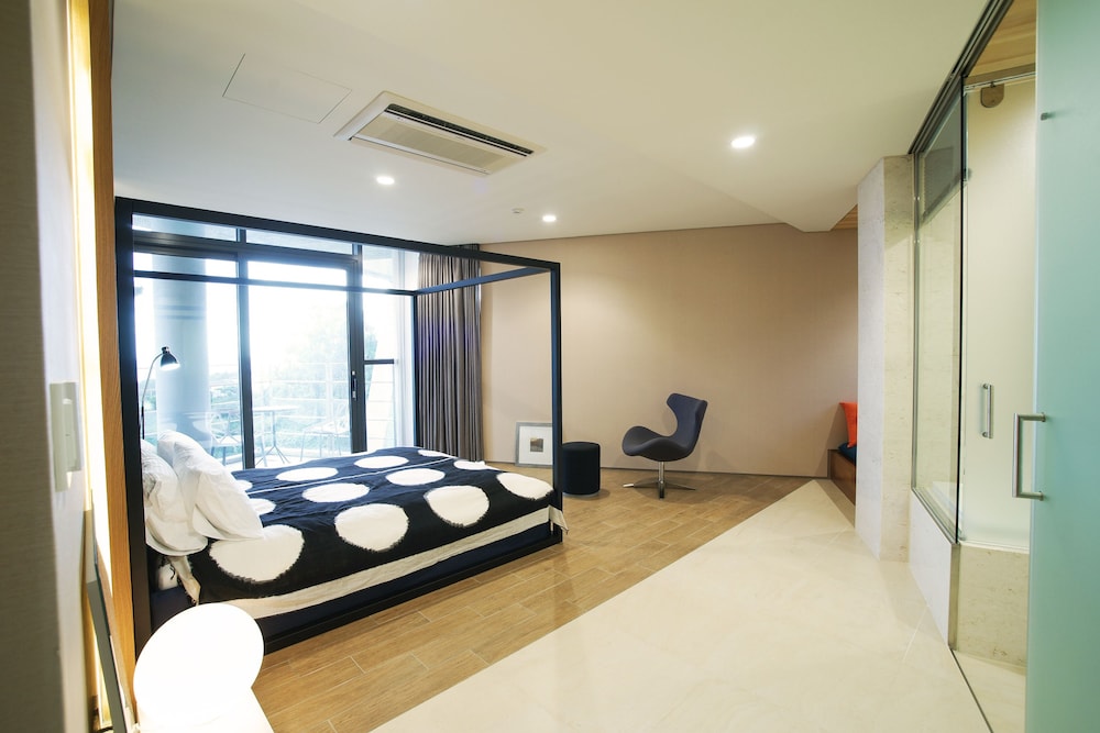 Jeju Bom Museum Stay 54/75