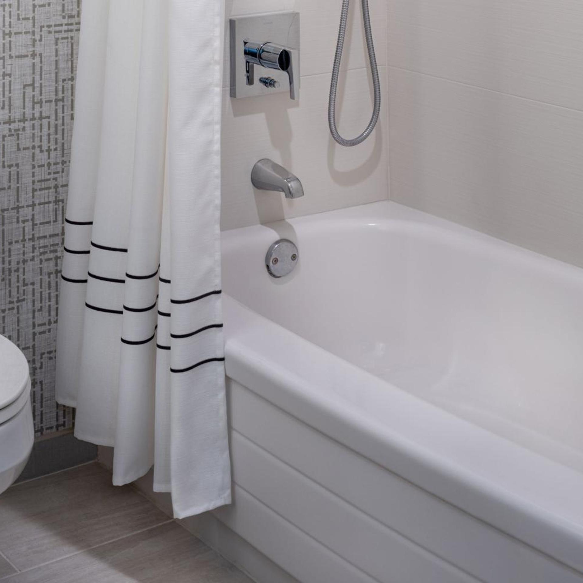 غرفة بسريرين كوين بحوض استحمام لذوي الإعاقة، Marriott St Petersburg Clearwater 9/10