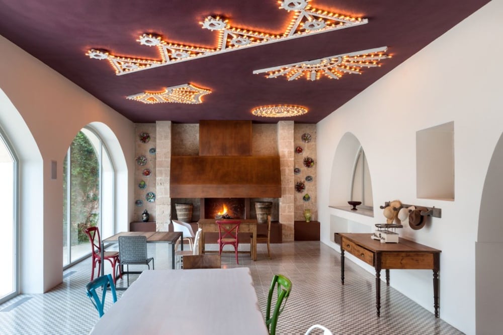 VINILIA WINE RESORT 52/78