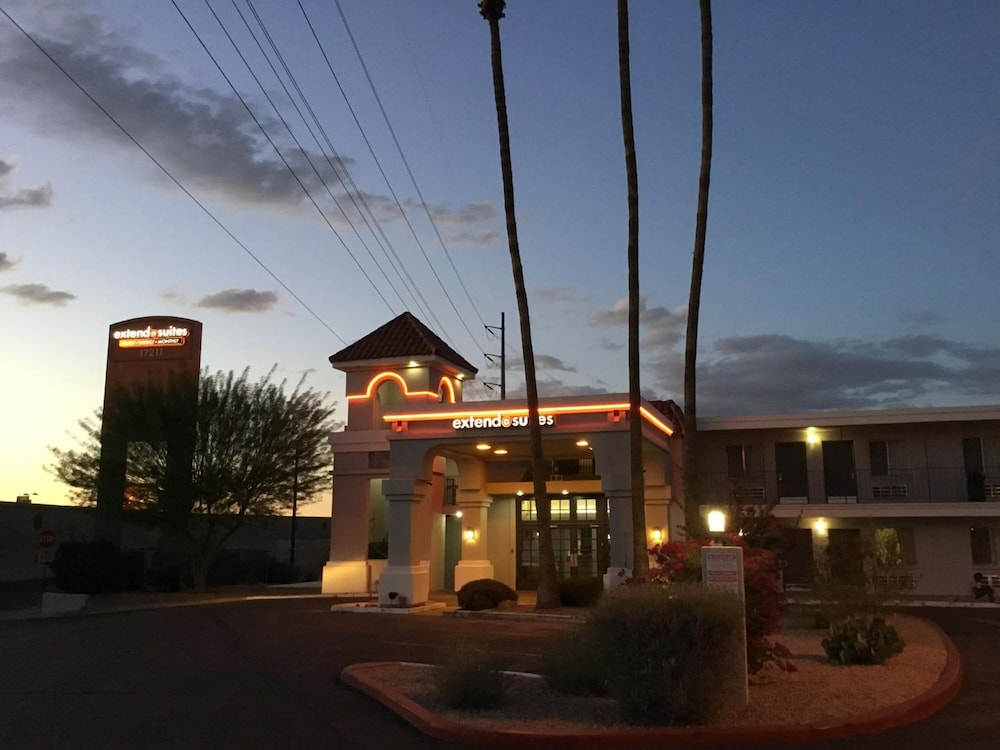 Extend A Suites Phoenix, AZ 10/55