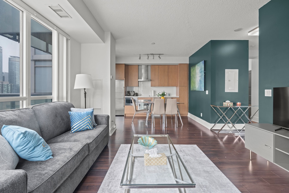 GLOBALSTAY Modern Downtown Apartment 24/46