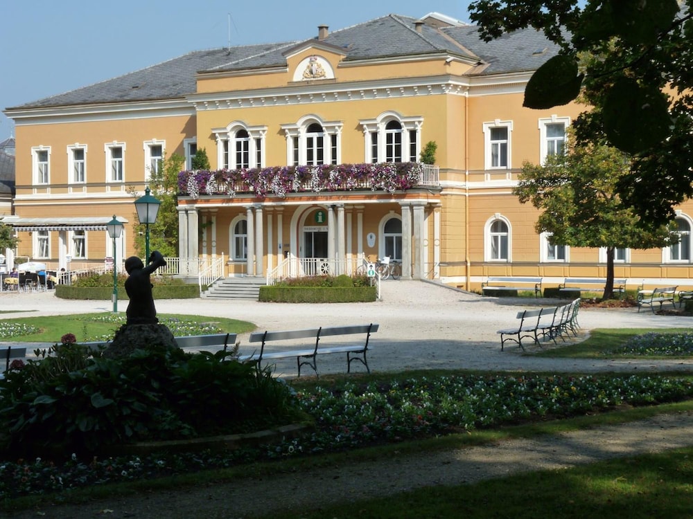 Parkhotel Zur Klause 8/57