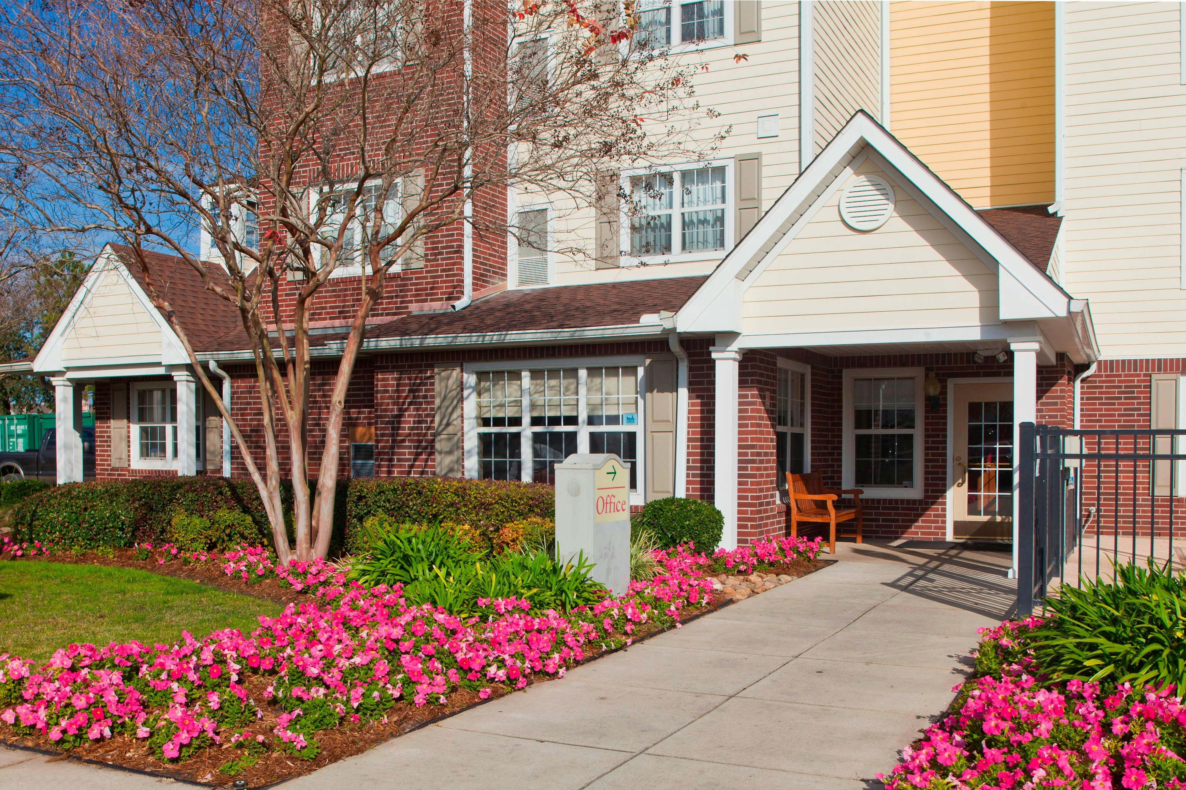 Towneplace Suites By Marriott New Orleans Metairie 8/9