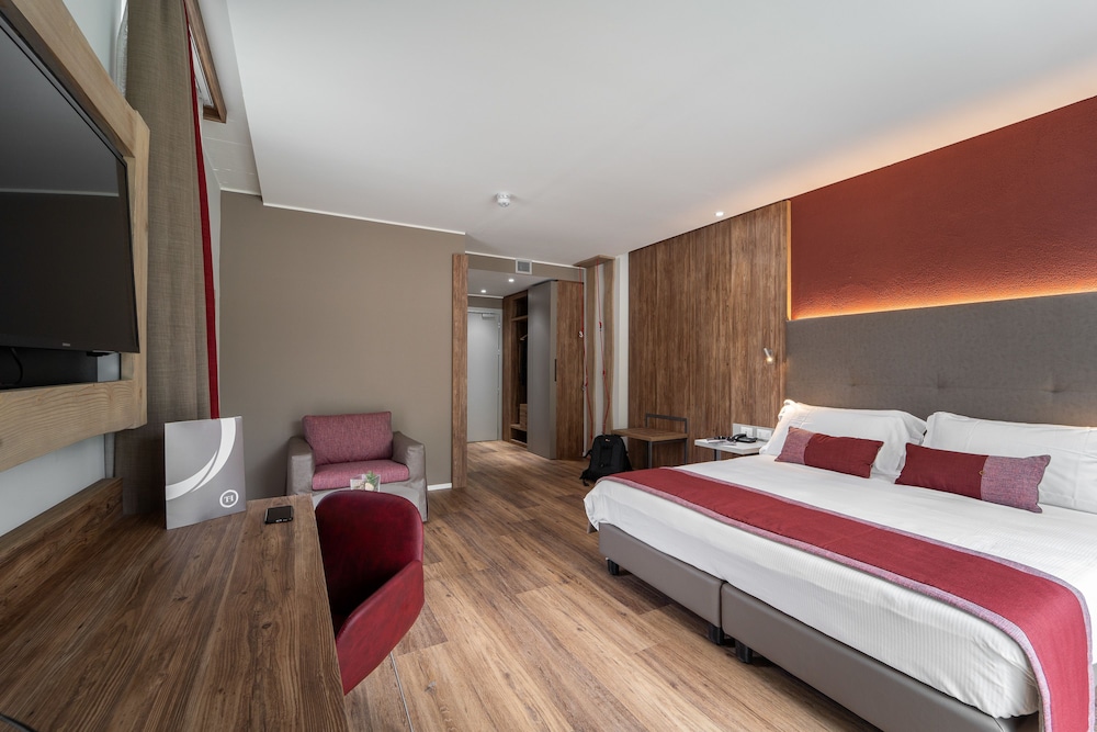 SUPERIOR, DOUBLE BED