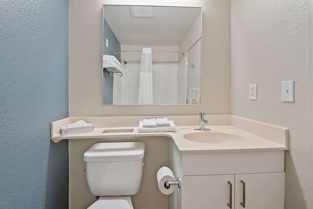 Extended Stay America - Miami - Airport - Blue Lagoon 5/43