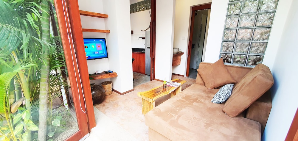 Sarina Boutique Hotel 38/50