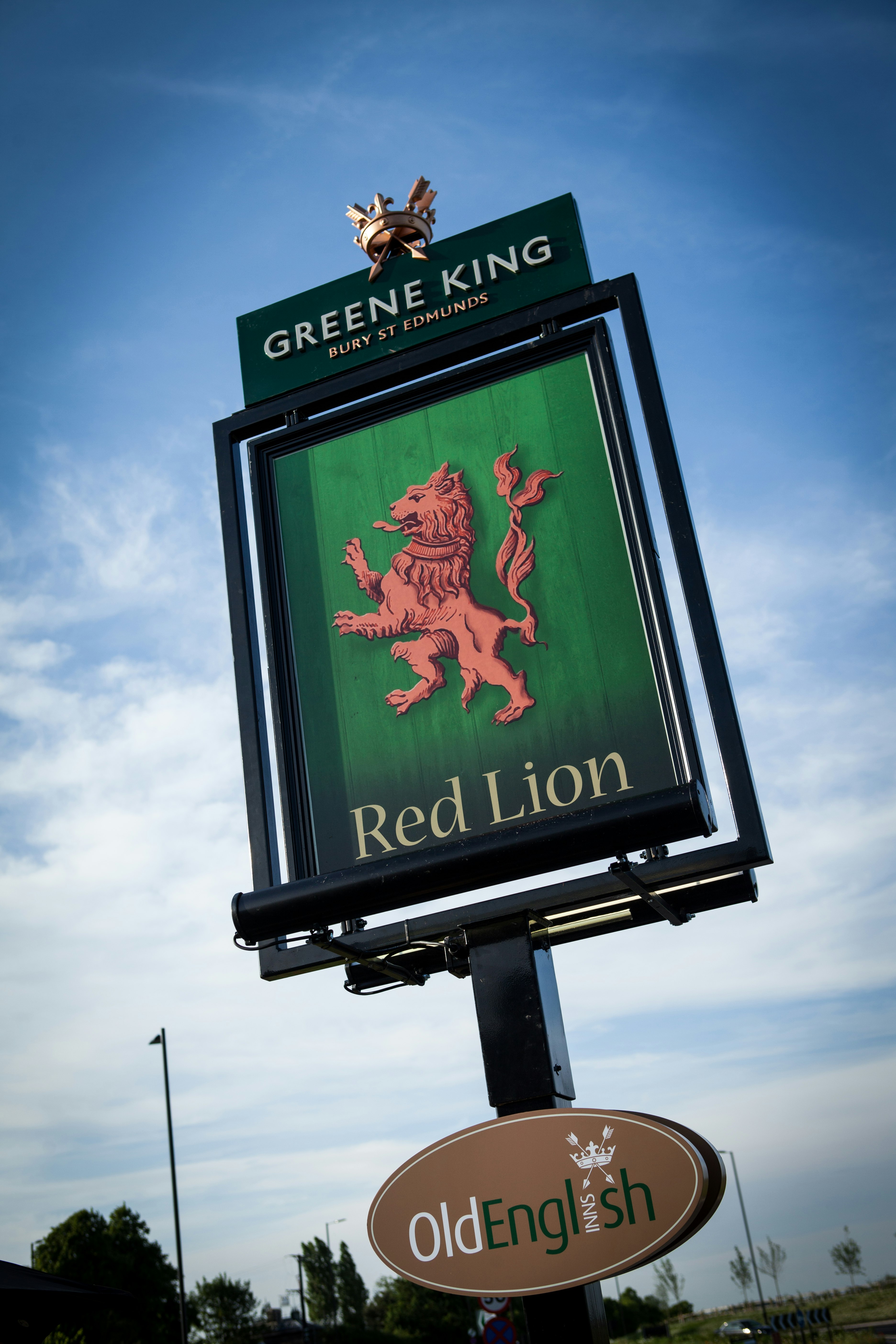 The Red Lion 9/46