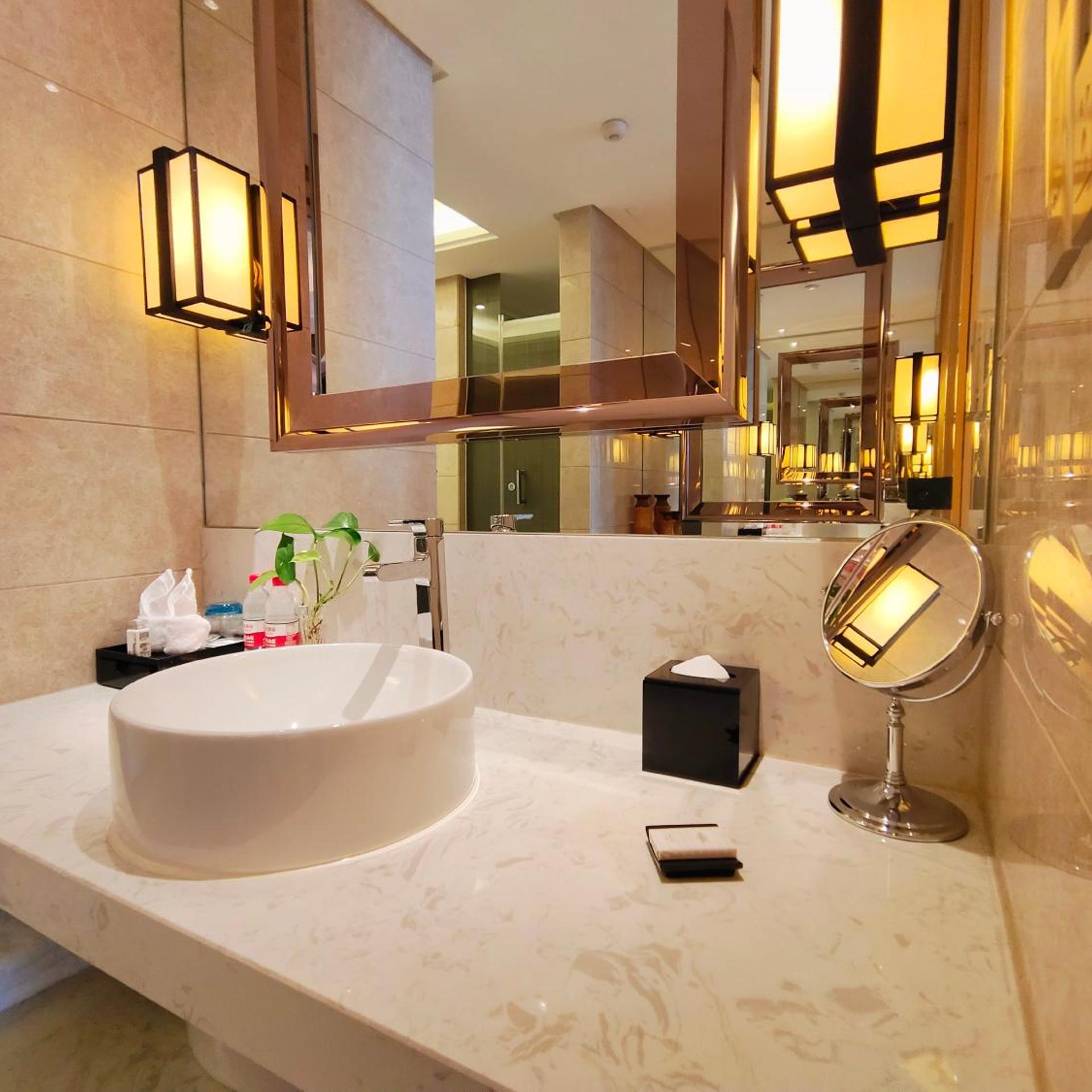 Firth Jinling Grand Hotel 71/75
