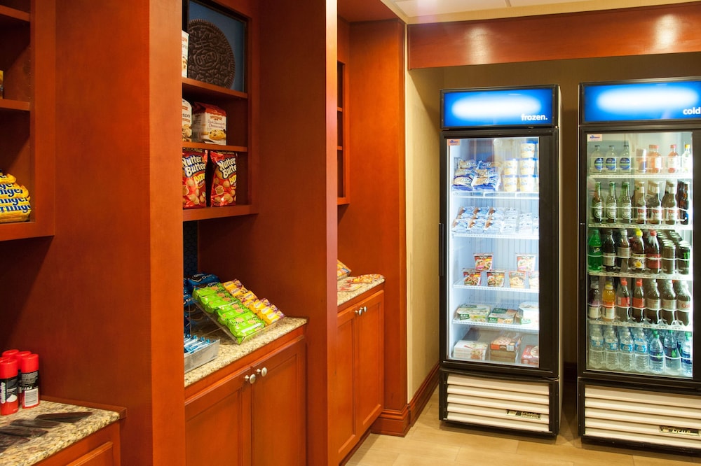 Hampton Inn Enterprise 7/40