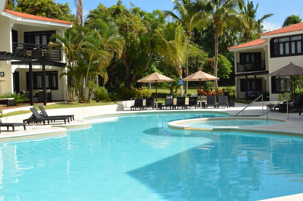 Lifestyle Royal Suites 5/44