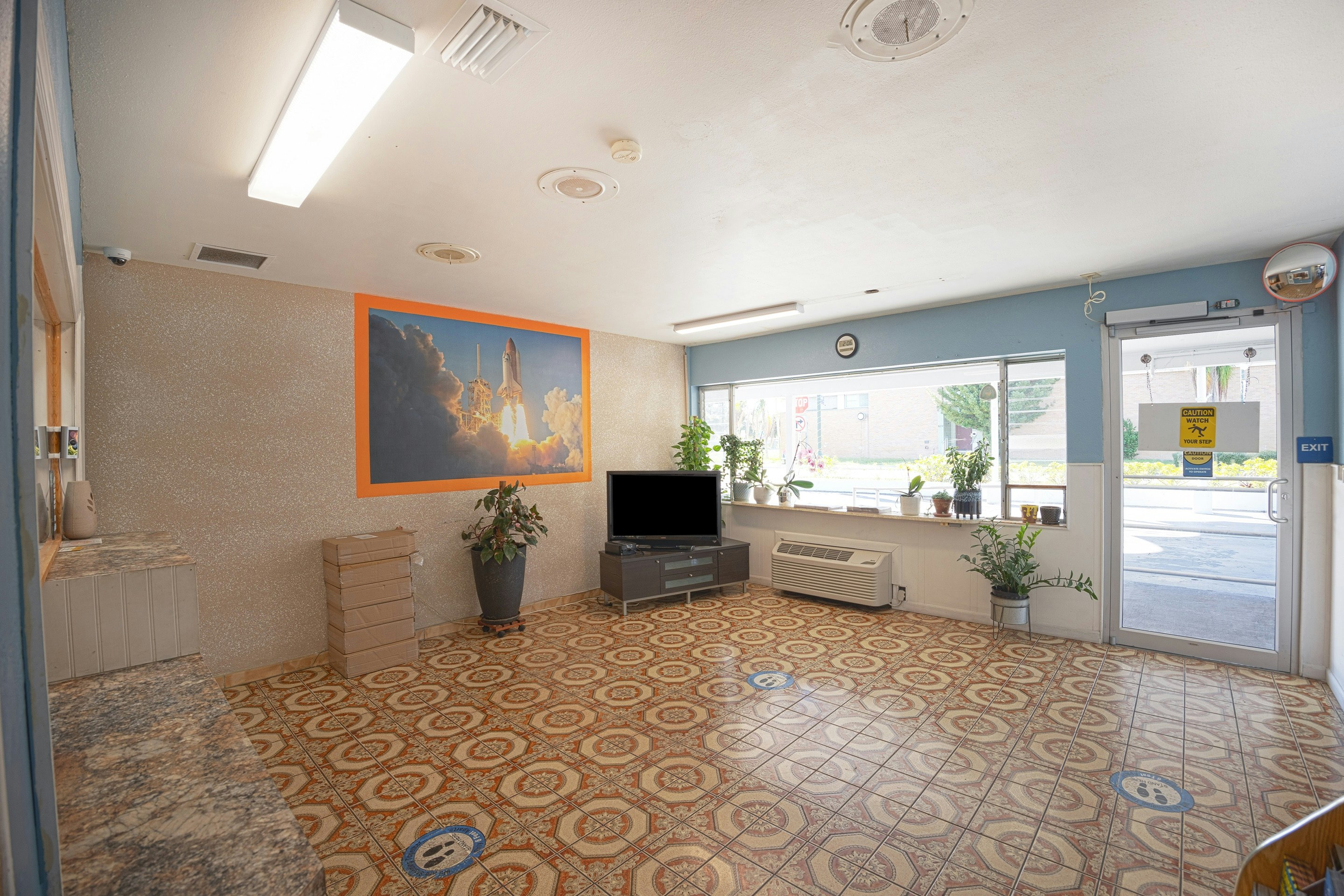 Sunrise Inn by OYO Titusville FL 19/35
