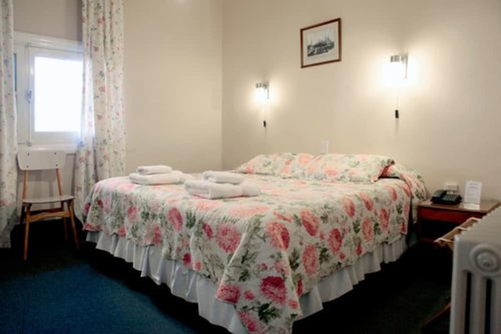 Hotel Colonial Salta 15/50