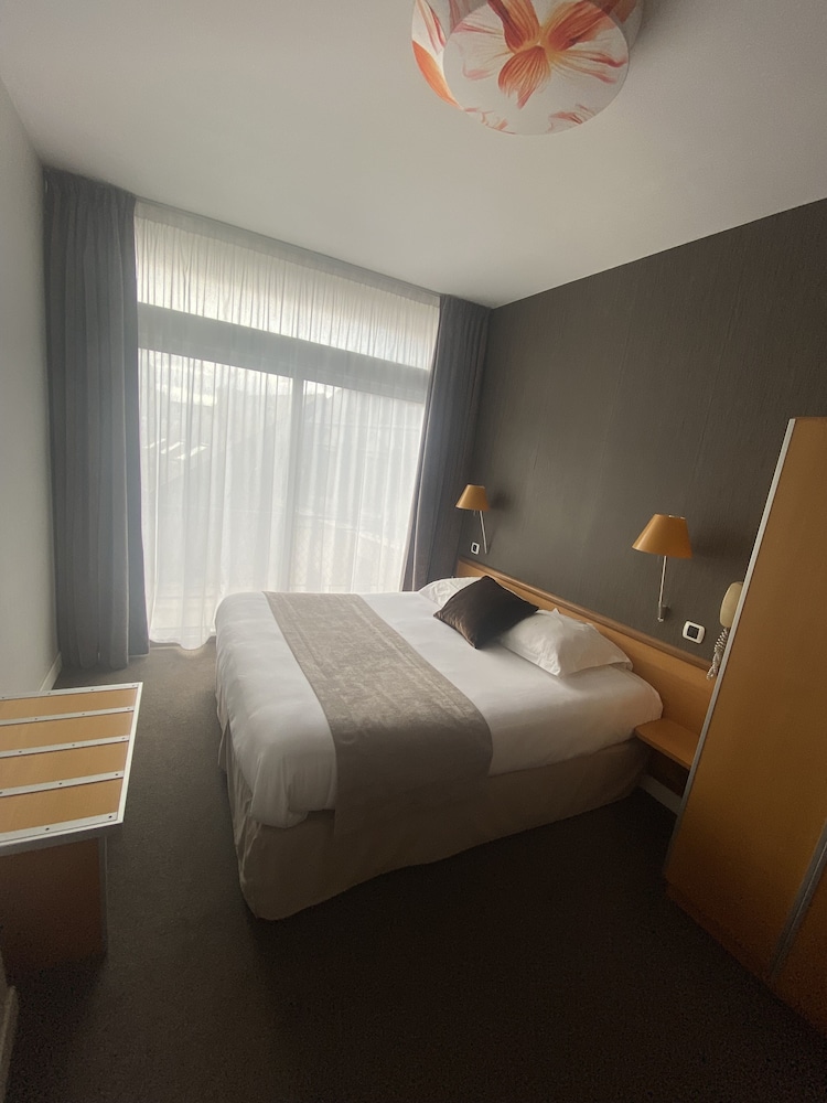 Hotel Des Lices 31/66