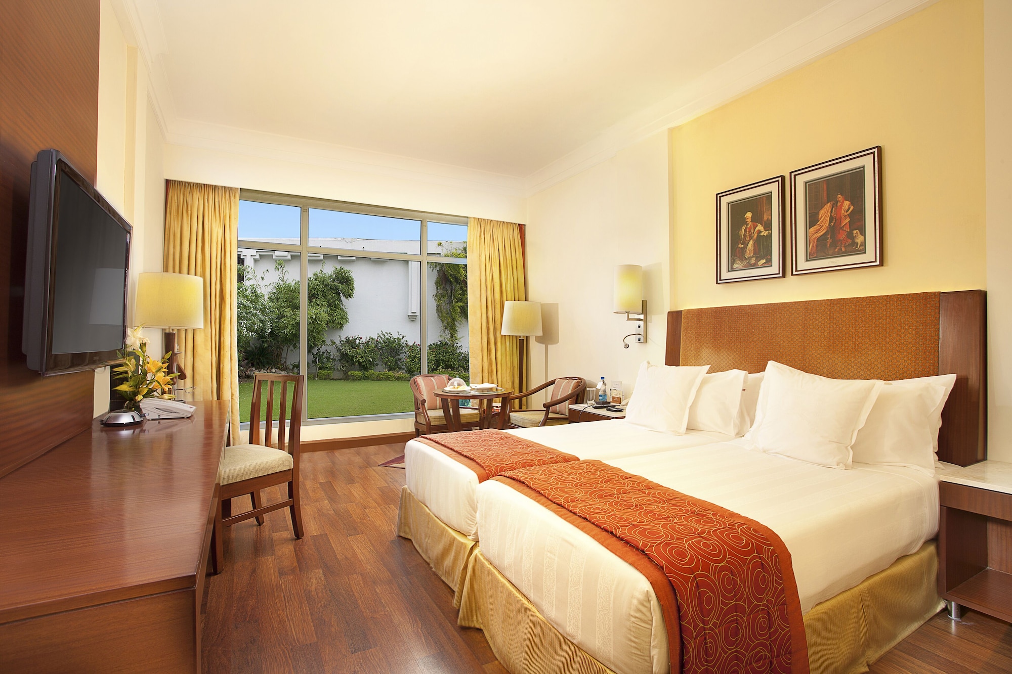 STANDARD, TWIN BEDS, GARDEN VIEW