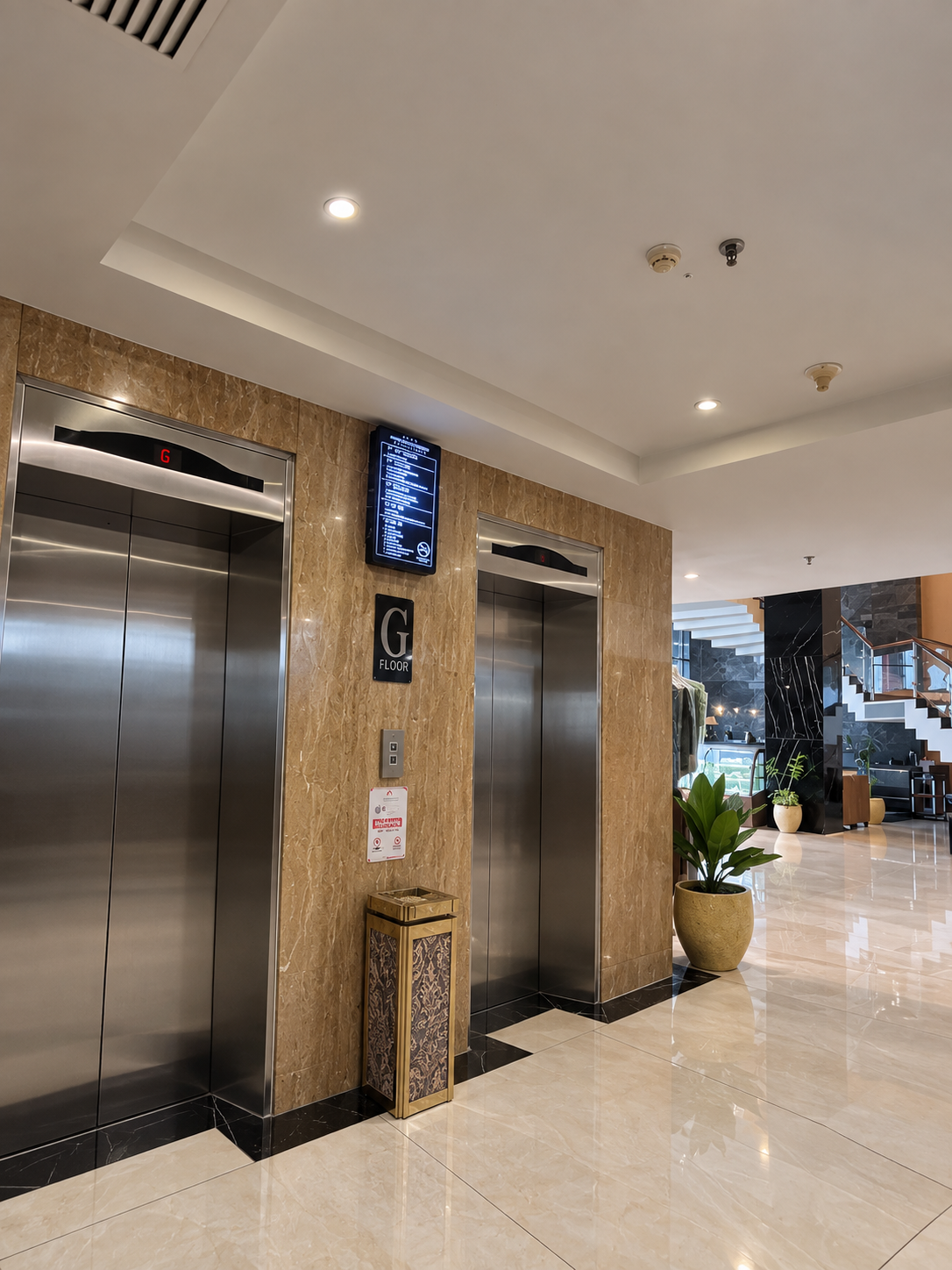 Hotel Grand Antares 10/50