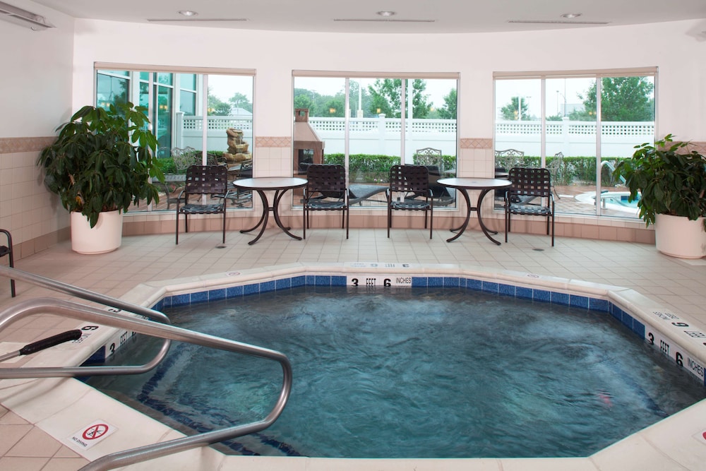 Hilton Garden Inn Riverhead 43/57
