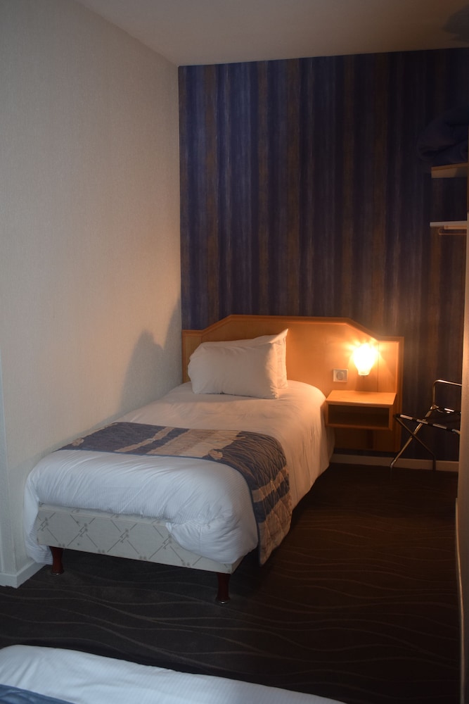 Metropol Hotel 24/66