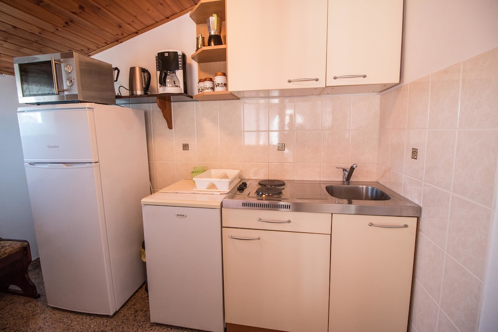 APARTMENT DIVNA 30/66