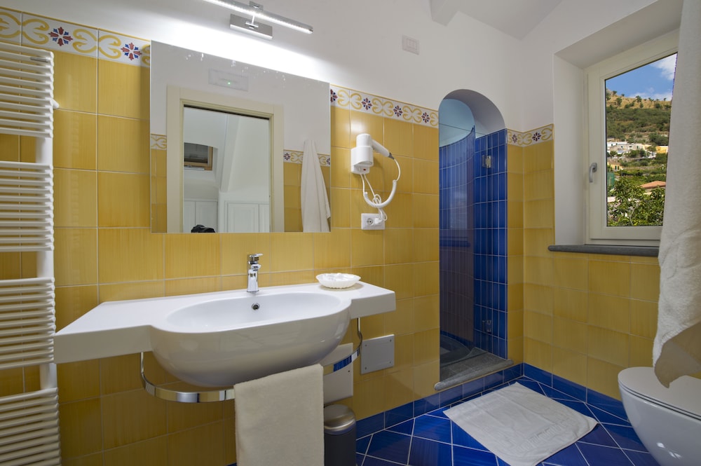 Albadamare 50/50