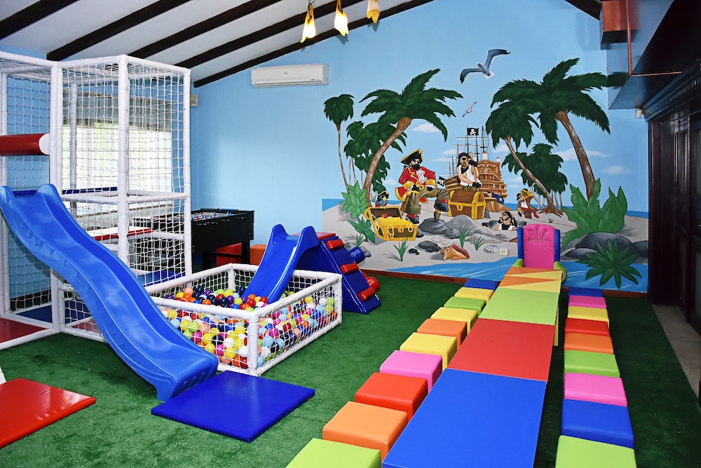 S Club Resort Aqua Park and Spa (ex Hotel S-Klub) 38/50