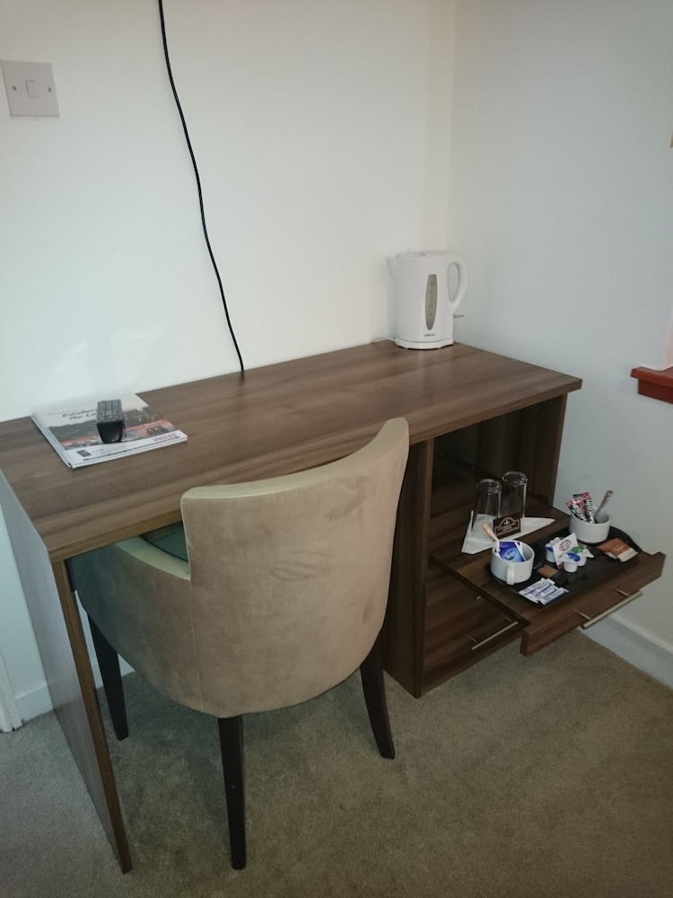 Livingston Lodge Hotel 23/31