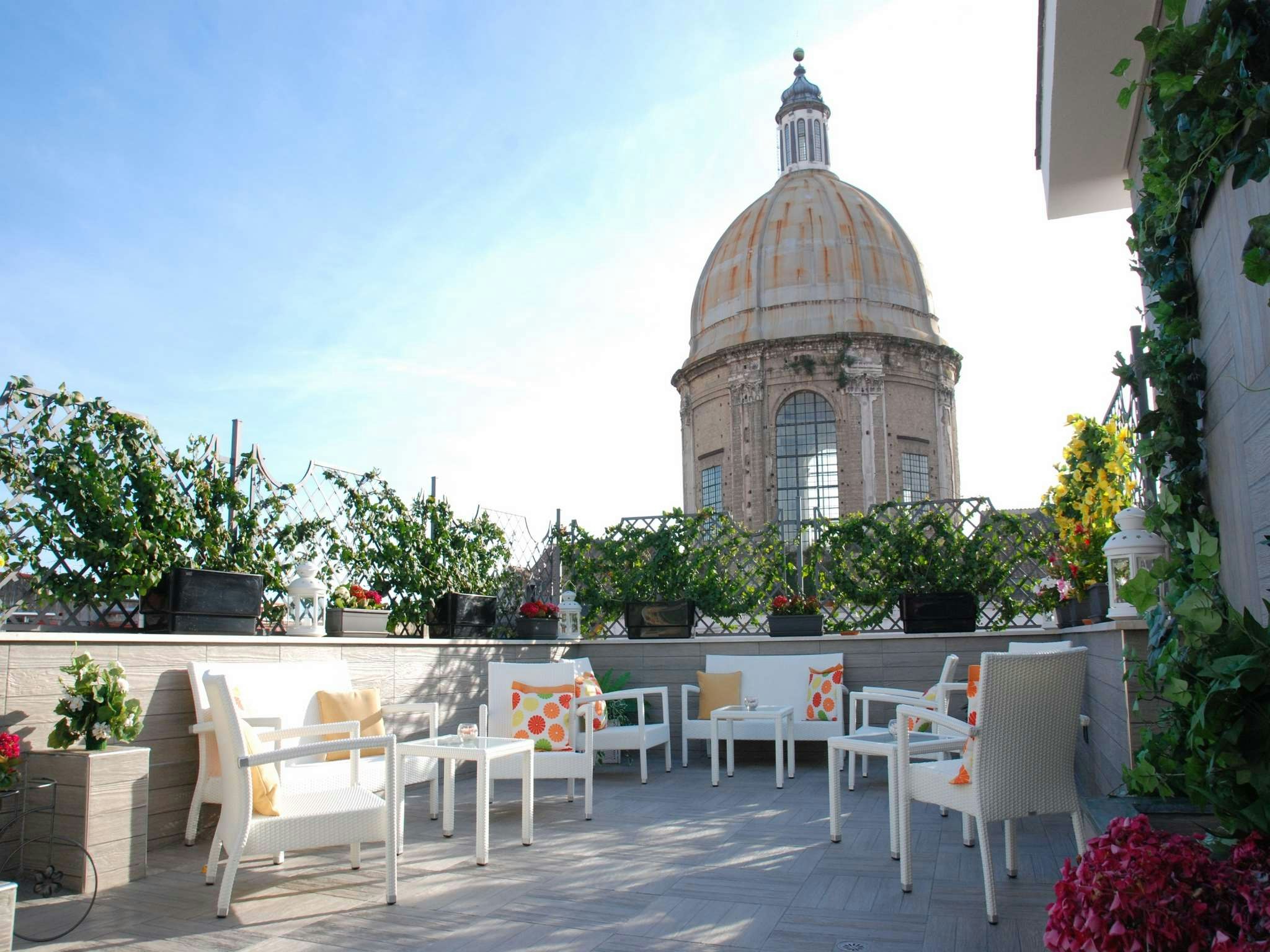 Hotel San Pietro 74/79