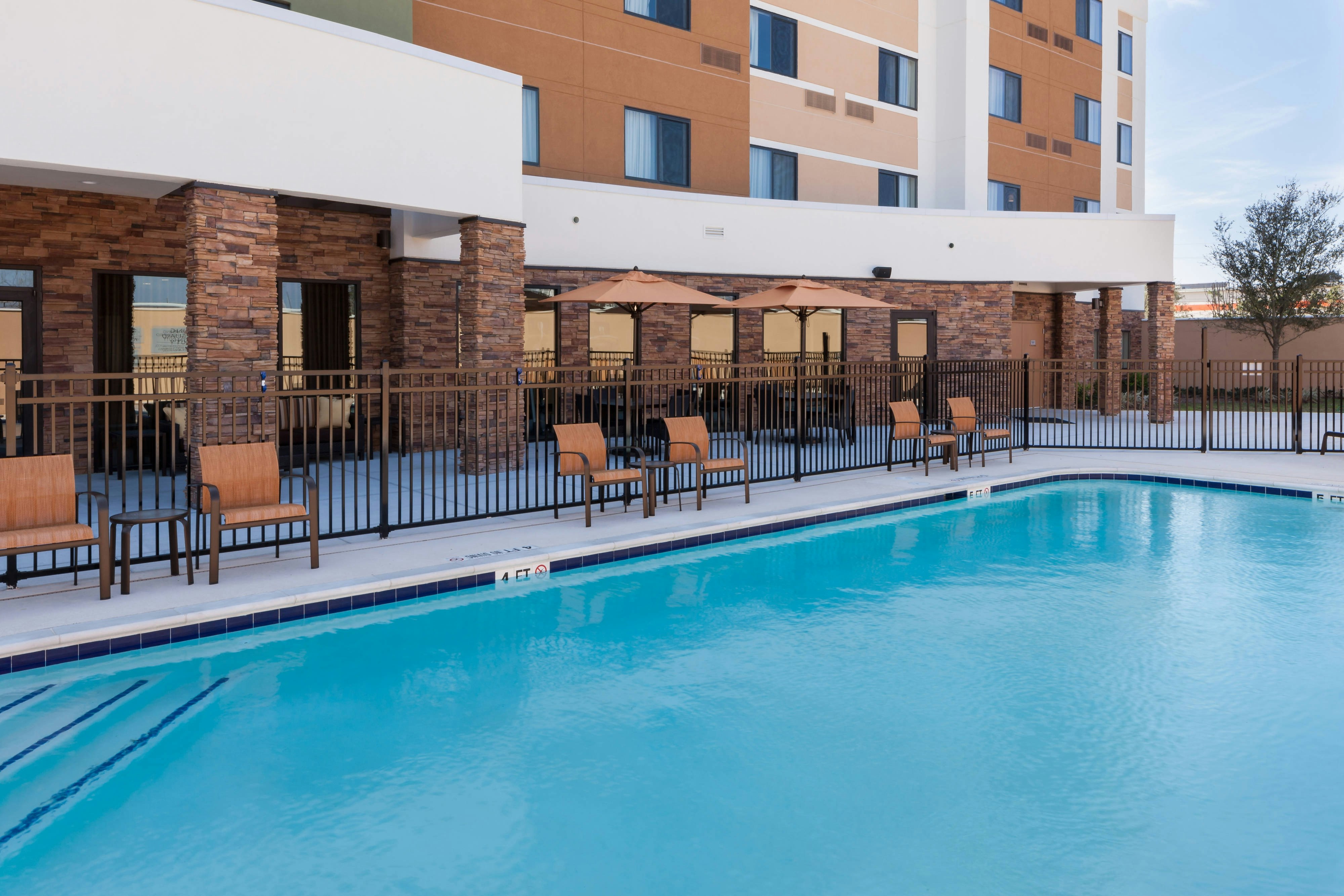 Courtyard by Marriott Houston North/Shenandoah 3/14