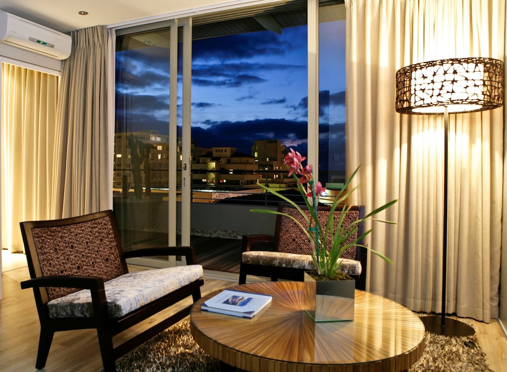 Atlantic Affair Boutique Hotel 49/68