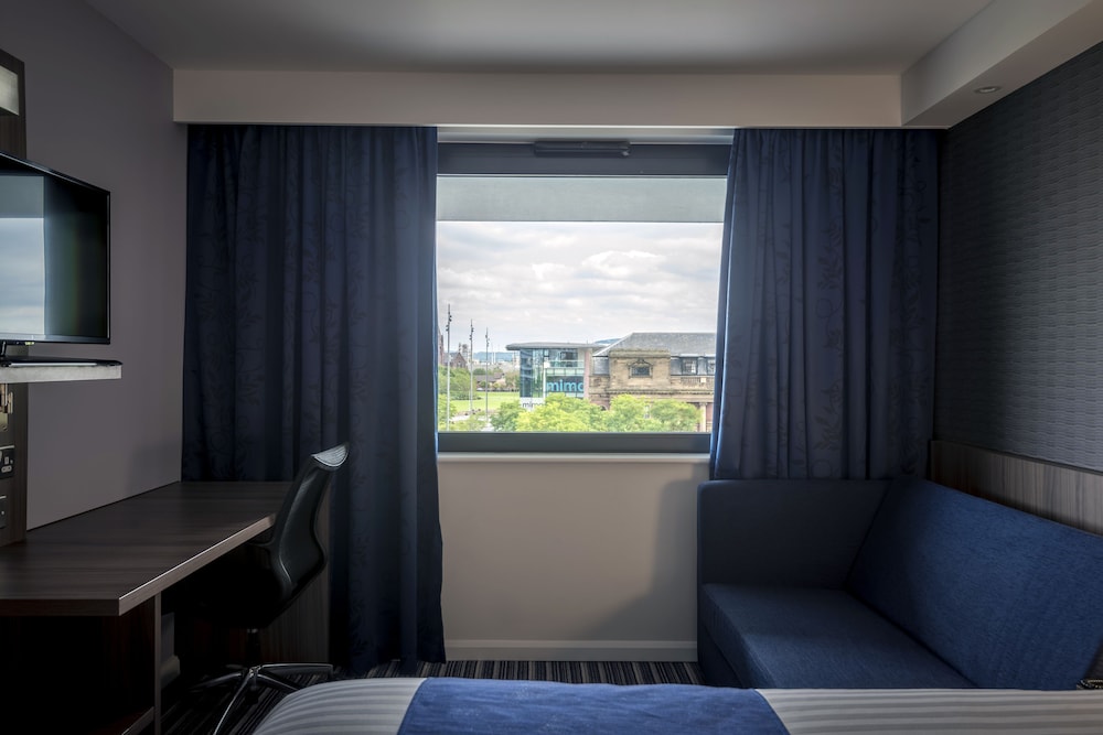 Holiday Inn Express Middlesbrough Centre Square 39/68