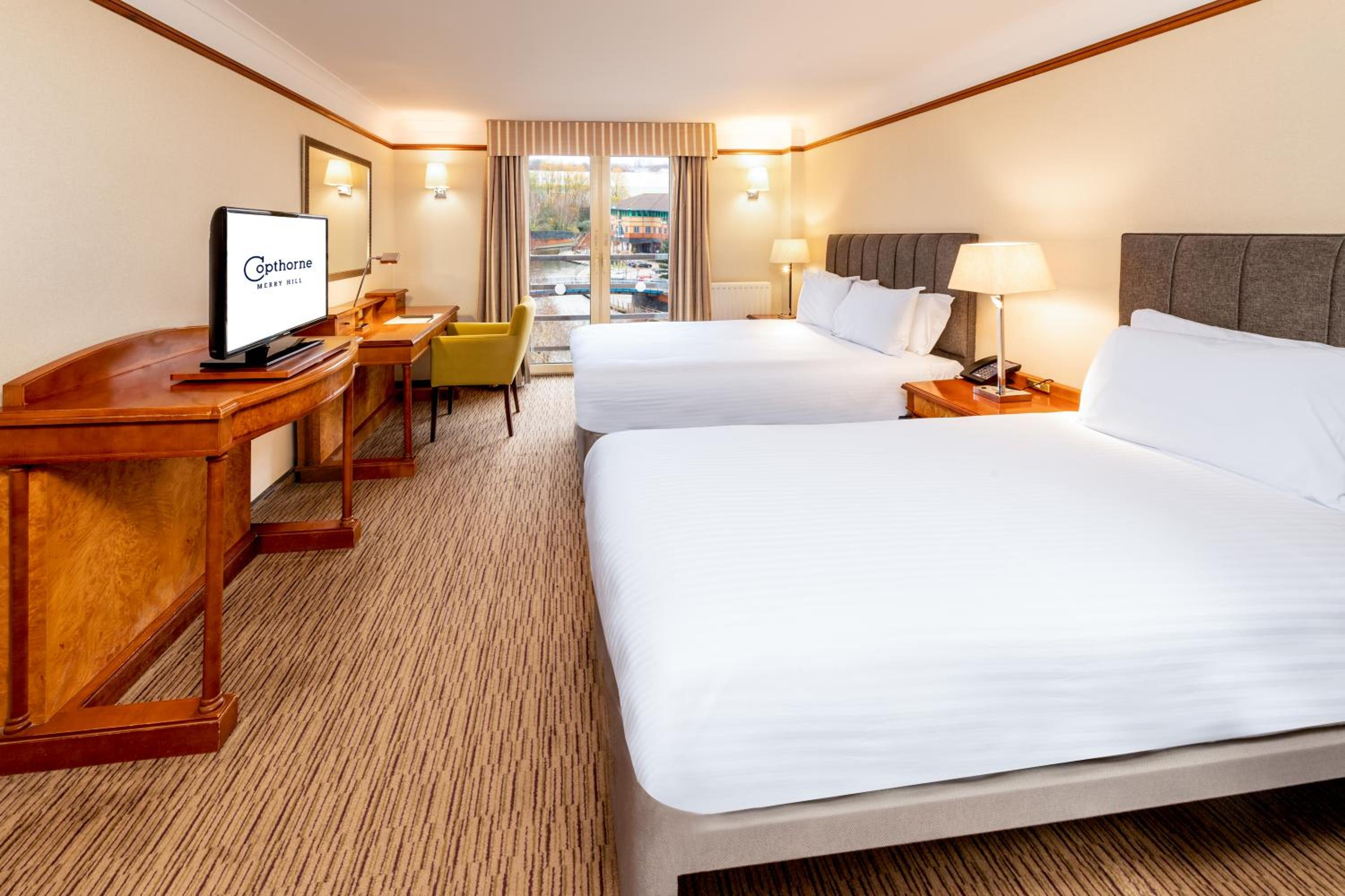 Club, Family, King Bed, Water Front