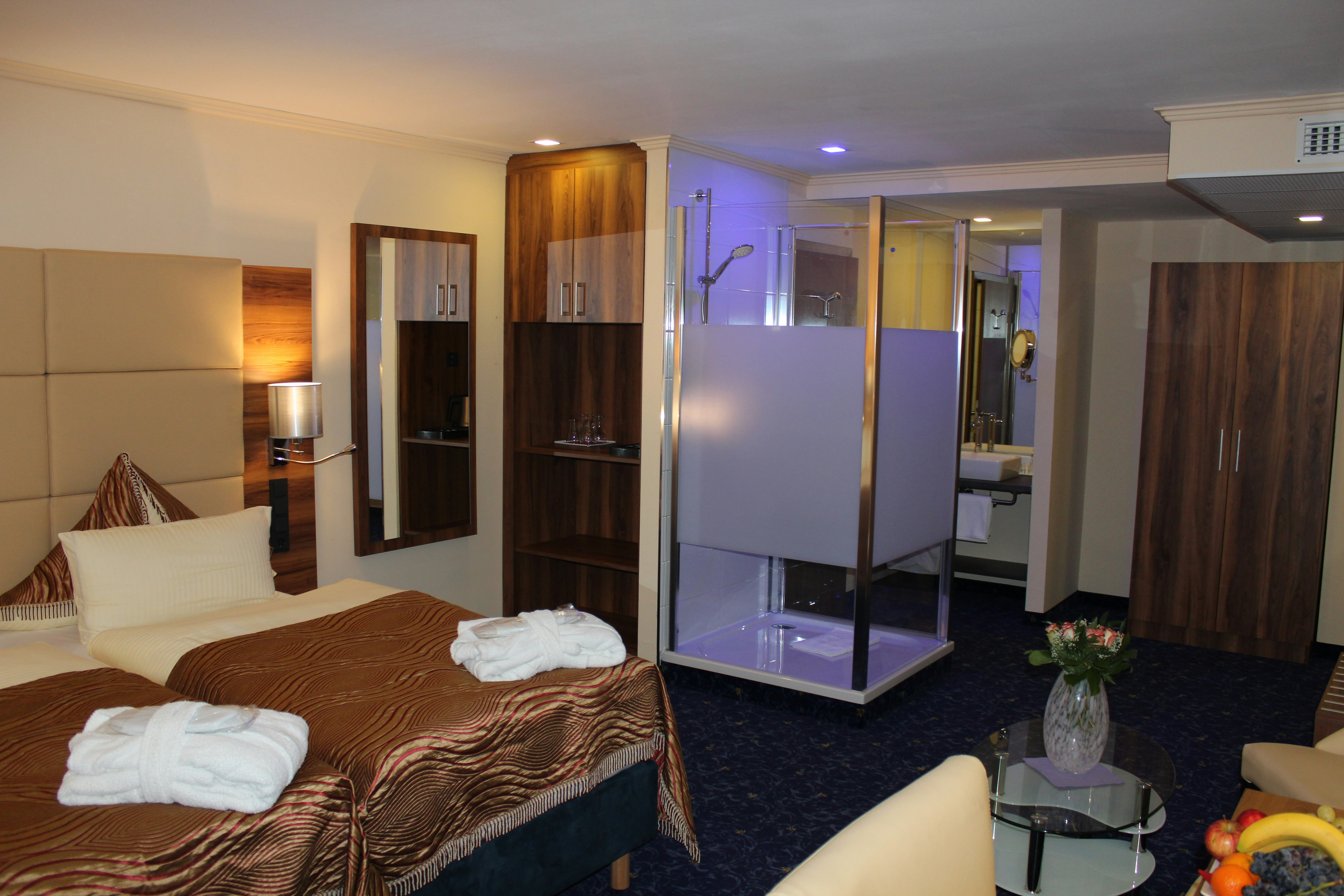 GRAND HOTEL EMPIRE FRANKFURT 7/17
