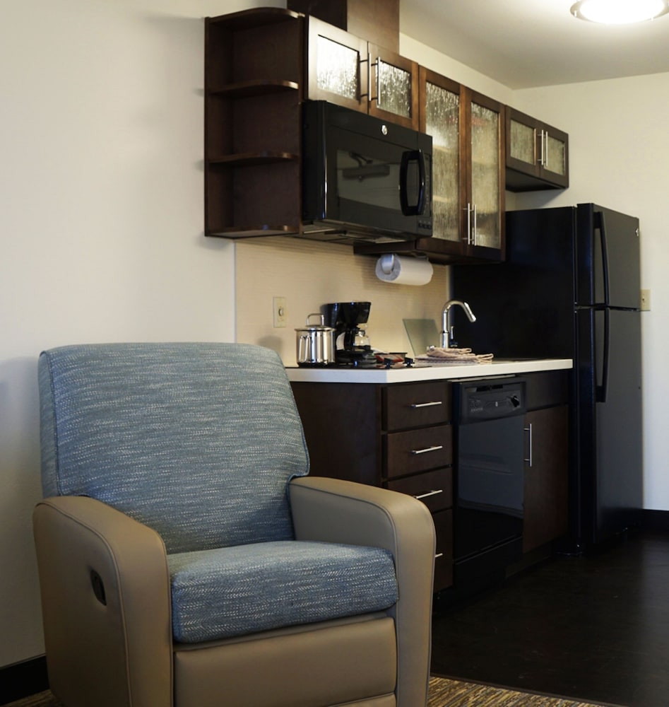 Candlewood Suites Vancouver-Camas 32/49