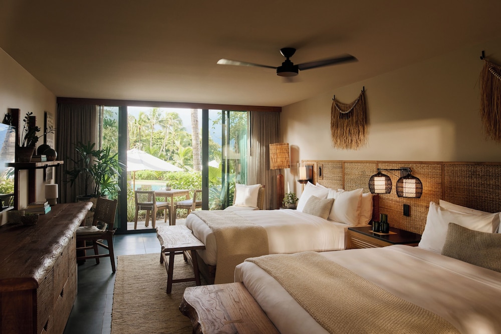 ROOM, 2 QUEEN BEDS, POOL VIEW, TERRACE