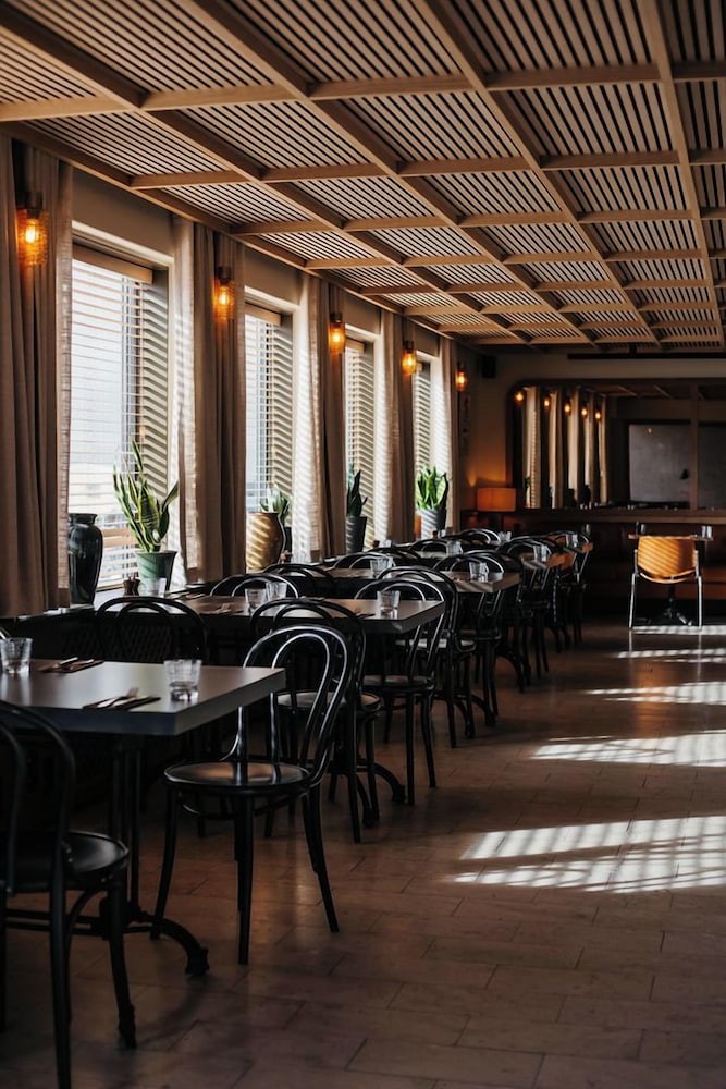 Hotel Hofn 53/72