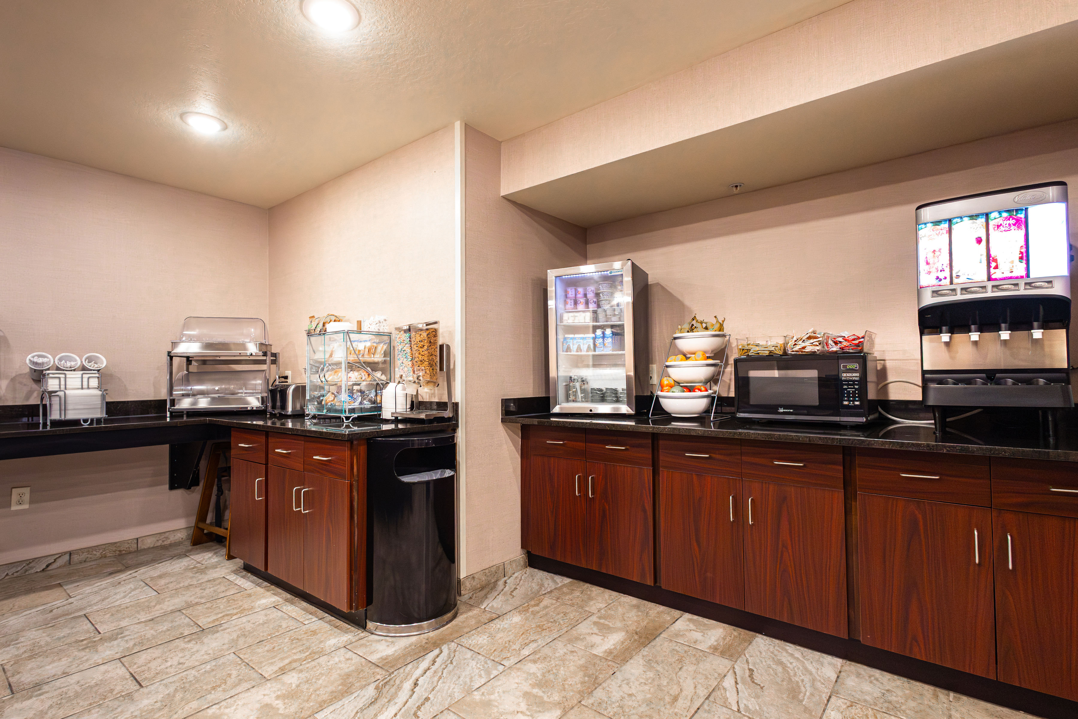 Cobblestone Inn Amp Suites Big Lake Tx 60/80