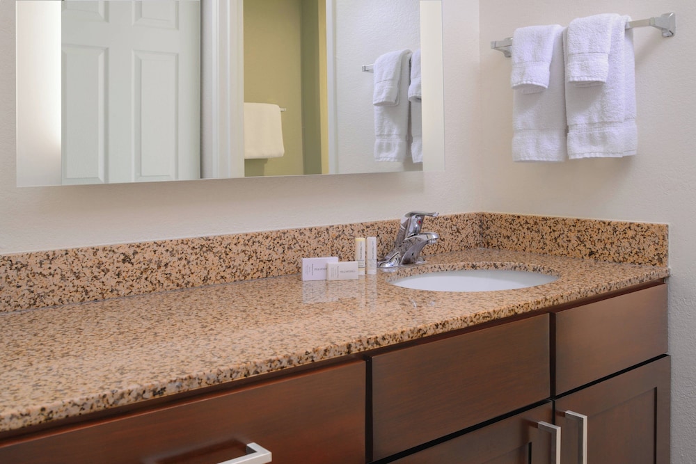 جناح استوديو بسرير كوين مع أريكة لذوي الإعاقة، Residence Inn San Antonio Airport 4/8