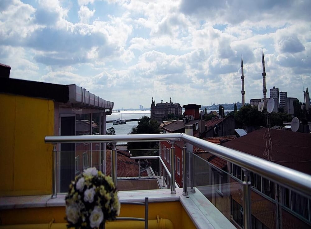 Kadikoy Port Hotel 5/55