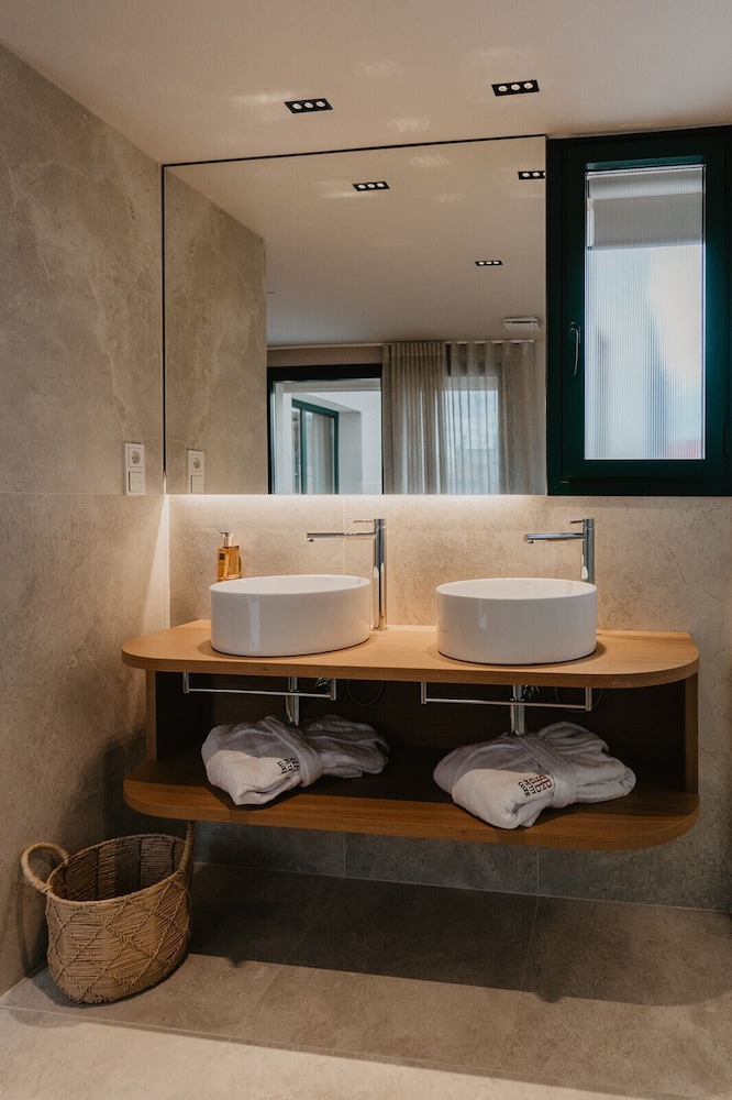 Hotel Boutique Petit Luxe 34/36