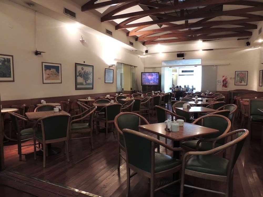 Plaza Hotel 40/50