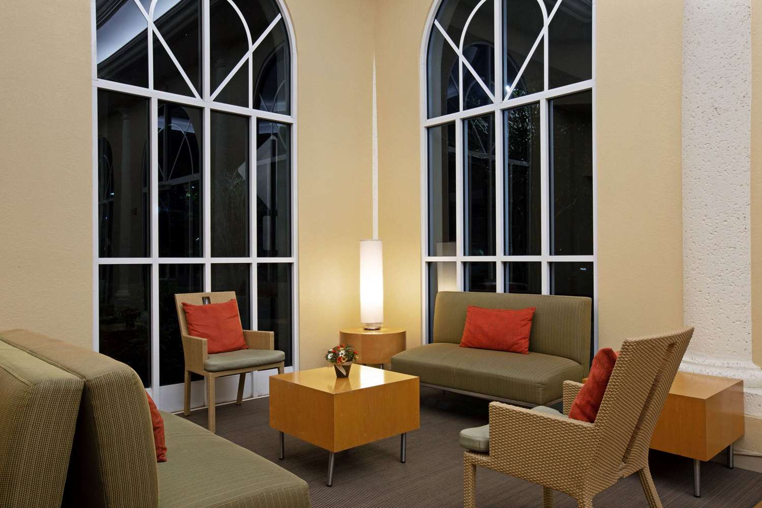 La Quinta Inn & Suites by Wyndham Sunrise 7/20