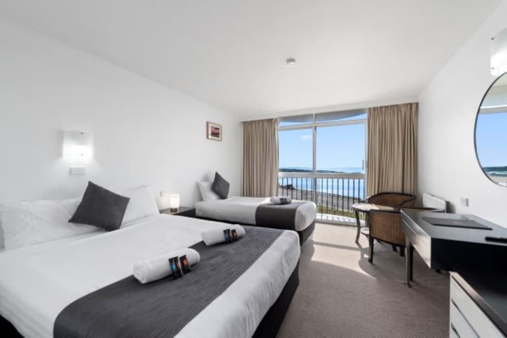 Scamander Beach Resort Hotel 9/49