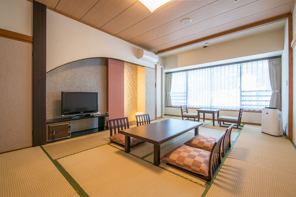 New Welcity Yugawara(Ryokan) 24/37