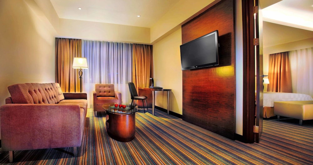 Aston Makassar Hotel and Convention Center 28/48