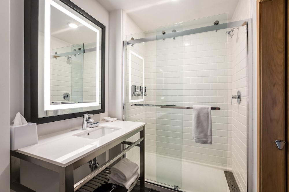 Four Points By Sheraton Elkhart 16/45