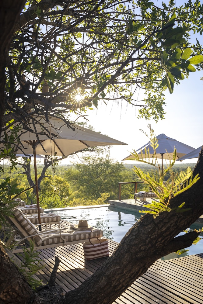 Simbavati Hilltop Lodge 47/50