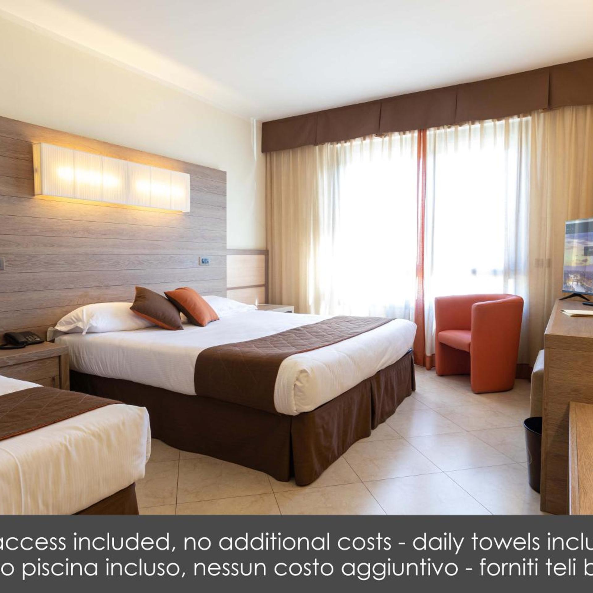 Room, Triple, Single Bed, Pool Access