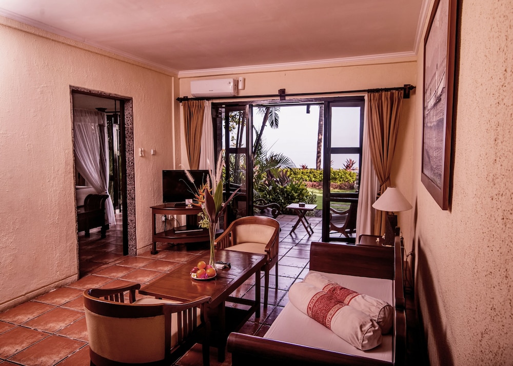 Nugraha Lovina Seaview Resort & Spa 39/69