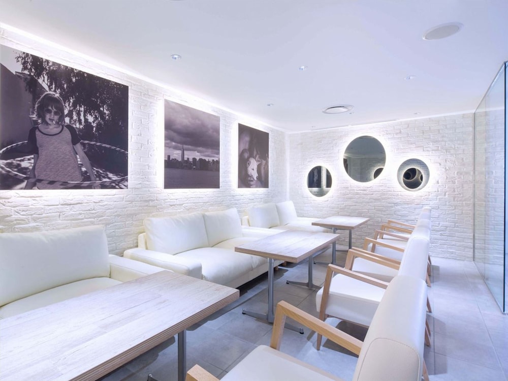 Hotel Plumm 40/61