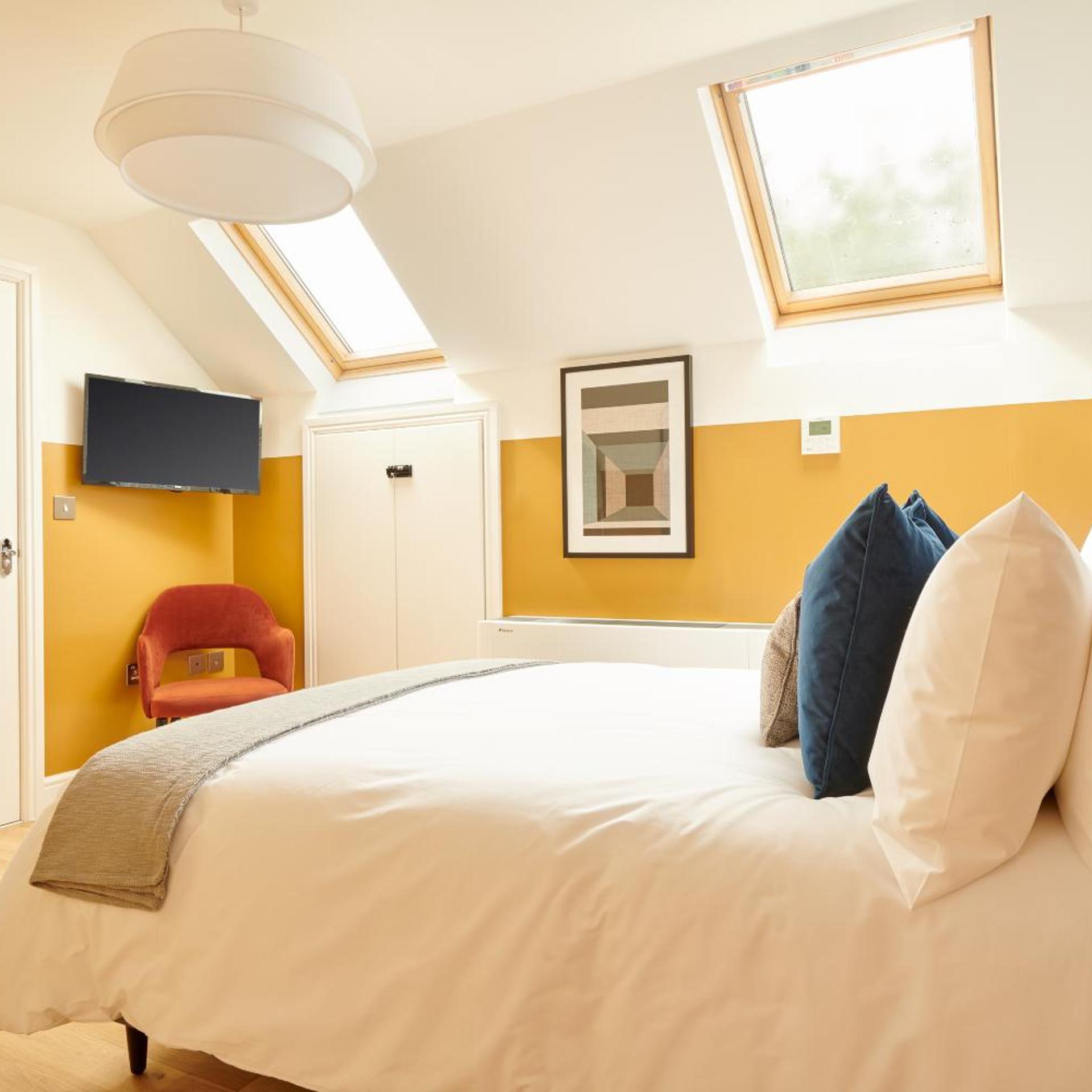 Standard, Double Bed